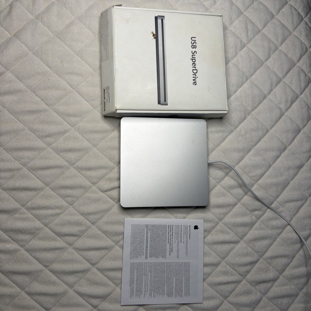 Apple USB SuperDrive A1379 MD564LL/A External CD DVD Drive for Mac - Sealed New